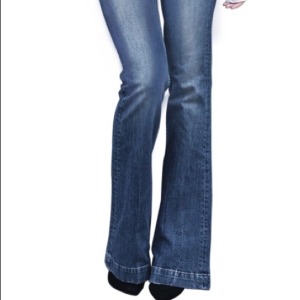 Bell Bottom Jeans. NWOT - Picture 2 of 6